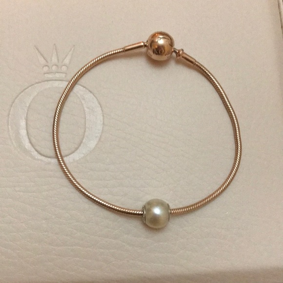 Pandora Rose Essence Bracelet And Charm 